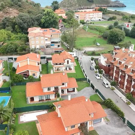 Playa De Barro Con Jardin - Villa *