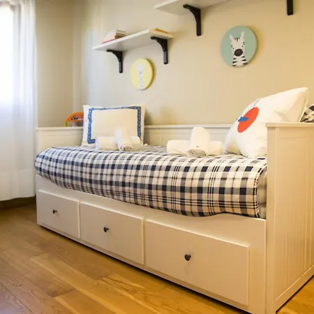 Villa Playa De Barro Con Jardin - *